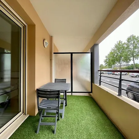 Apartment Vue Sur La Mayenne Laval (Mayenne)